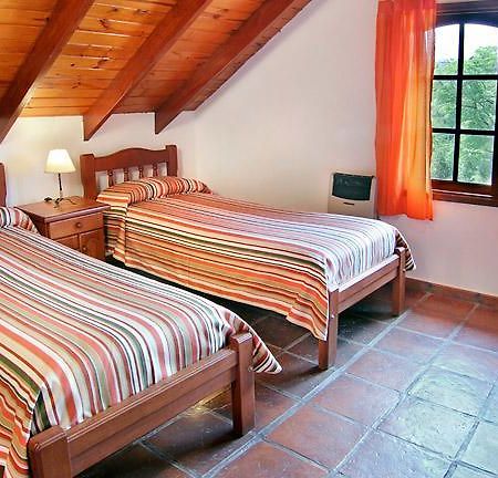 Отель Complejo De Cabanas Llatani Лос-Реартес Экстерьер фото
